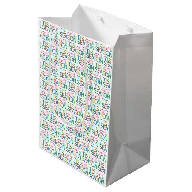 Tis the Season Gift Bag Mittlere Geschenktüte (Rückseite Schrägansicht)