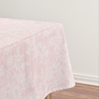 Tischdecken aus rosa und weißem Spitzen