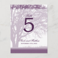 Tischnummer der lila Hochzeit im Herbst