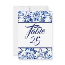 Tischnummer für blaue und weiße Blumen