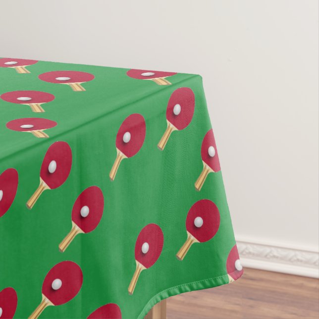 Tischtennisschläger und Ball auf Grün Tischdecke (Beispiel)
