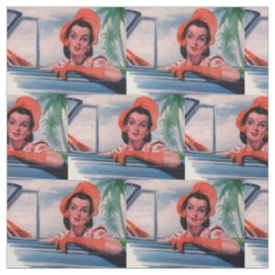 Tissu belle femme des années 1940 dans la voiture