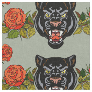 Tissu La tête d'une panthère noire et des roses en fleur