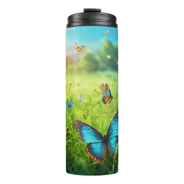 Titel: "Reine Erfrischung: Premium Flasche Wasser  (Vorderseite)