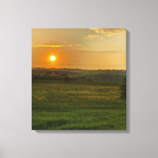 Titel: The Reflection - A Haunting Tale in Art Leinwanddruck