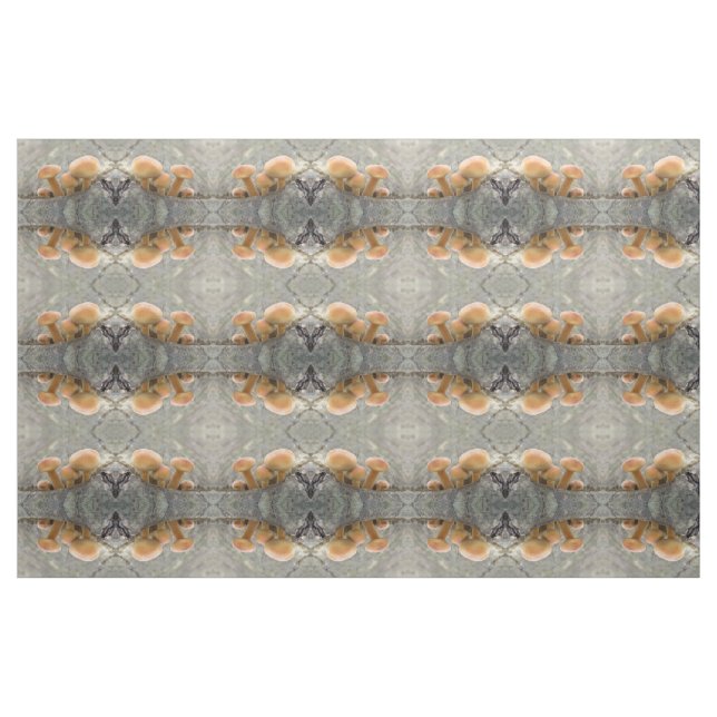 Toadstocker an einem Gemusterten Tier aus Baumstam Stoff (Fat Quarter (45,7 x 55,9 cm))