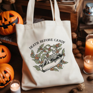 Tod vor dem Candy Skeleton Trick oder Treat Bag Tragetasche