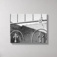 6067-Locks sur clôture