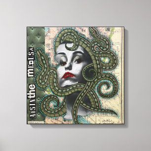 Toile Absinthe Medusa par Natalie Schorr