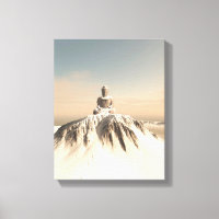 Bouddha de montagne couvert de neige