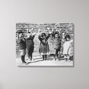 Toile Cinq enfants asiatiques tenant des Barbells
