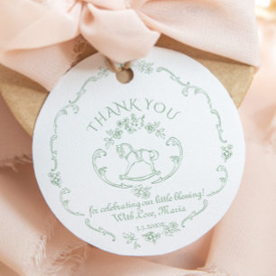 Toile de Jouy Sage Green Schaukelpferd Baby Shower Geschenkanhänger