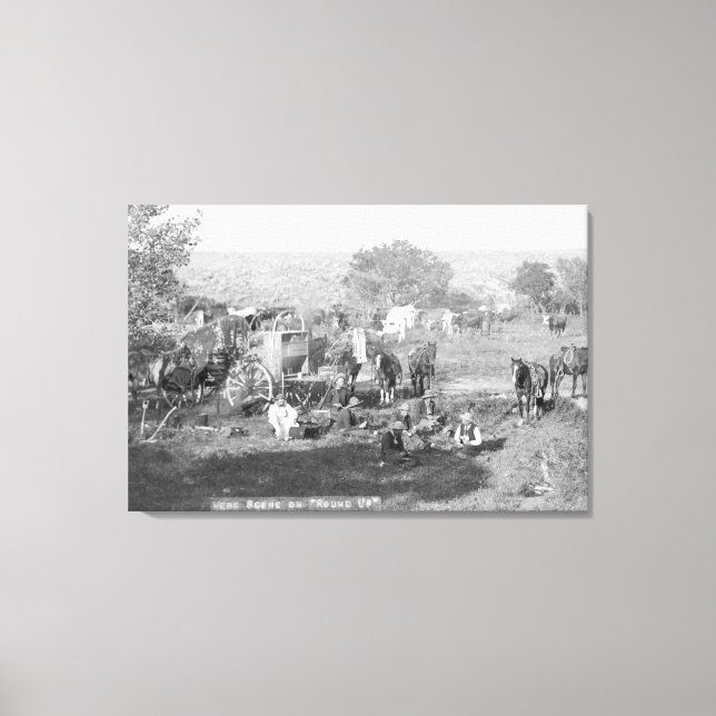 Toile Des cowboys mangent autour d'un camping Photograph (Recto)