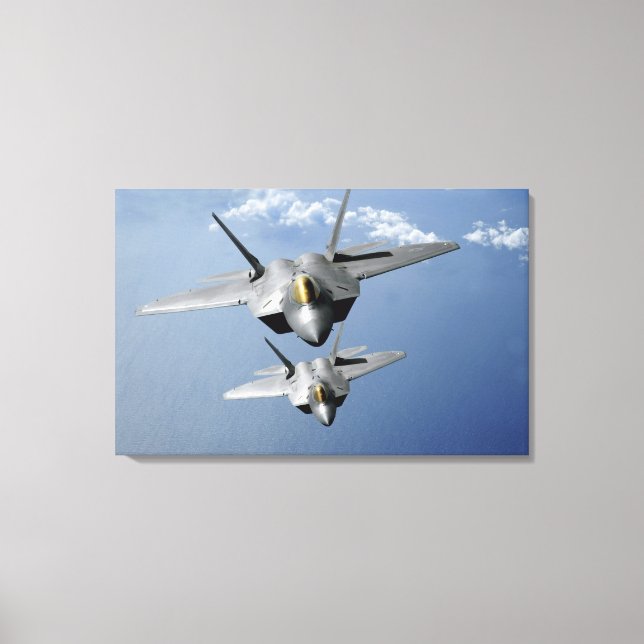 Toile Deux F-22 Raptors survolent l'océan Pacifique (Recto)