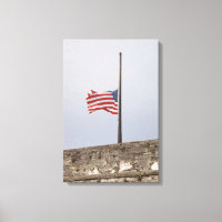 Drapeau américain à mi-mât (USA)