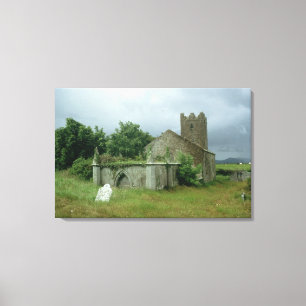 Toile Église et cimetière médiévales