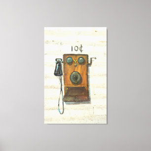 toile enveloppée par téléphone antique de mur