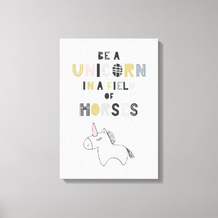 Toile Être Unicorne Dans Un Champ De Chevaux
