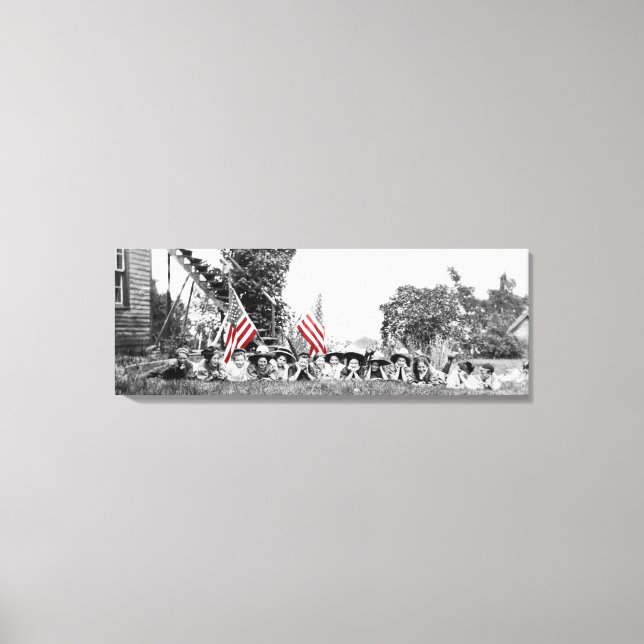 Toile Groupe patriotique Femmes Drapeau américain vers 1 (Recto)