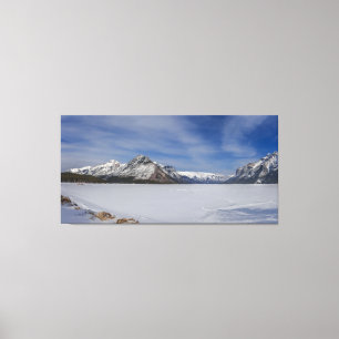 Toile Lac Minnewanka Panorama embrassé par la neige