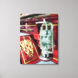Toile Lanterne sur le vieux camion de pompiers