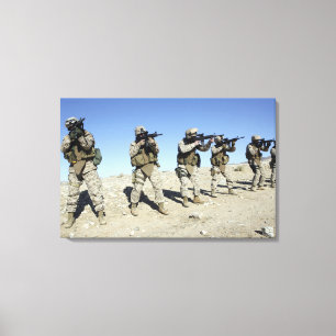 Toile Membres de l'équipe militaires de Transistion