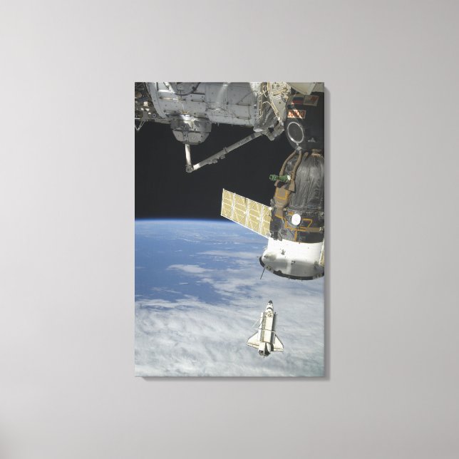 Toile Navette spatiale Endeavor, un vaisseau Soyouz (Recto)