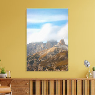 Toile Nuages bruyants au-dessus des dolomites oranges d'