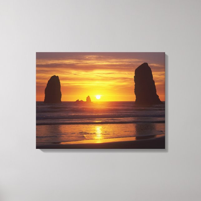 Toile OR, côte de l'Oregon, Cannon Beach, piles de mer à (Recto)