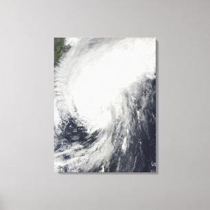 Toile Ouragan Melor approchant le Japon