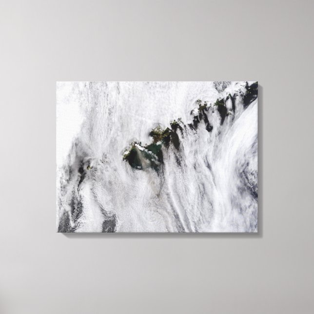 Toile Plumes du volcan Okmok, îles Aléoutiennes (Recto)