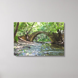 Toile pont médiéval de kelefos à Chypre