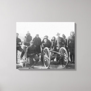 Toile Scouts de Lakota et soldats blancs posés derrièr