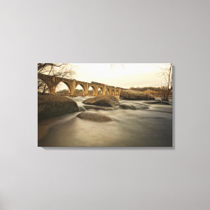 Toile Train au-dessus de James River