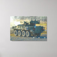 TRANSPORTEUR DE PERSONNEL ARMÉ - Stryker 24x36