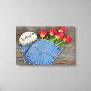 Toile tulipes rouges dans la poche de blue-jean