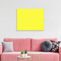 Un carré jaune vif entouré d'un blanc immaculé