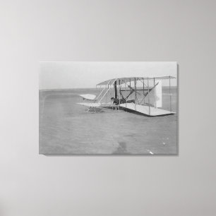 Toile Wilbur Wright dans l'avion endommagé après