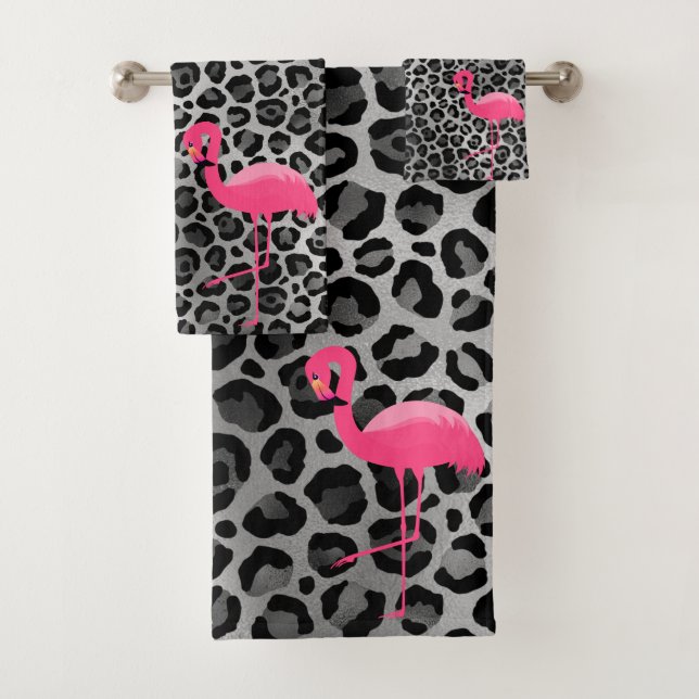 TOILETTE DE SALLE DE FLAMANTS ROSES EN ARGENT LUXE (En situation)