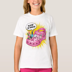 Toll aussehend sogar in Crocs, von Natasha Us T-Shirt