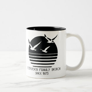Ton-Tasse des Petersen Familien-Strand-zwei Zweifarbige Tasse