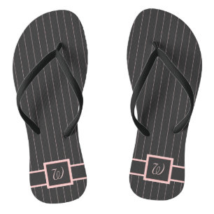 Tongs à rayures fines rose et noires