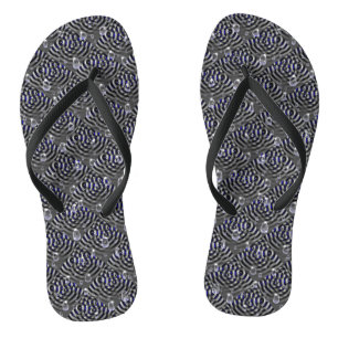 Tongs Arrosage sur métal gris bleu