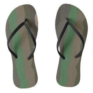 Tongs Camo et bandes abstraites vertes