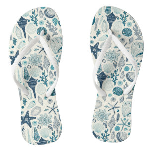 Tongs Coques de mer sur le blanc