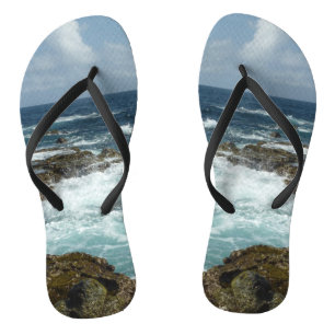 Tongs Côte rocheuse d'Aruba et océan bleu