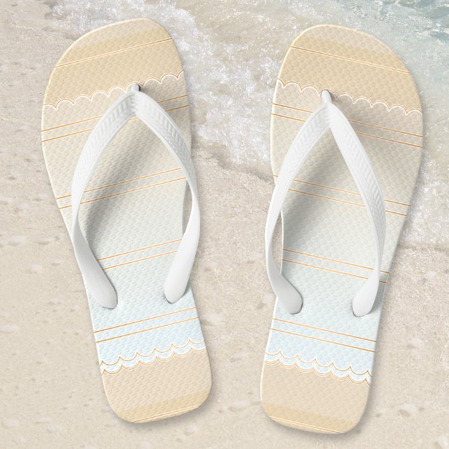 Tongs Elégante plage de sable (Elegant striped flip flops in soft pastel sandy beach colors)