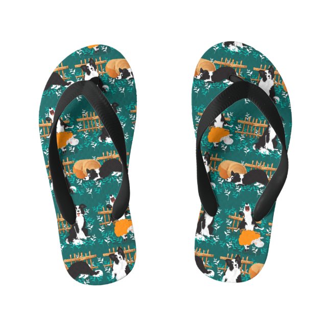 Tongs Enfants Border Collie jouant avec des moutons (Semelle)