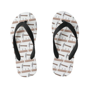 Tongs Enfants Illustration de dessin mignon, marteau et ongles