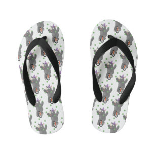Tongs Enfants Rhinocéros drôle et mignon jonglant sur un monocyc